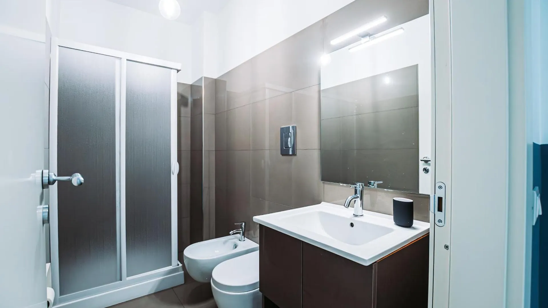 Holiday House America Appartamento New York Naples Italy